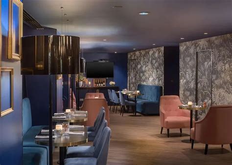 hotel beauchamps paris|NH Paris Champs.